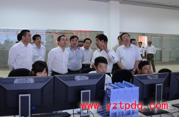 在高邮期间,与高邮市政府方桂林市长,市委常委汤学仁等座谈交流,并与